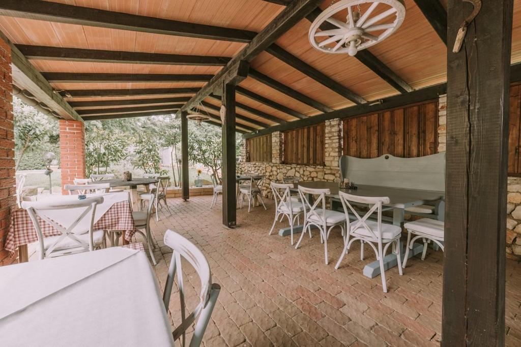Bed And Breakfast Kolo Adults Only Bužinija Buitenkant foto