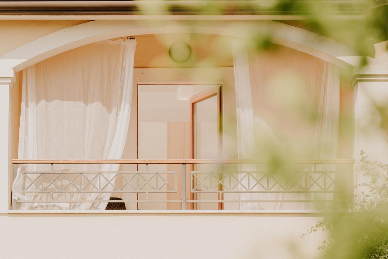 Bed And Breakfast Kolo Adults Only Bužinija Buitenkant foto