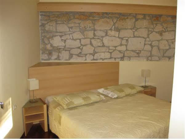 Bed And Breakfast Kolo Adults Only Novigrad Istria Buitenkant foto