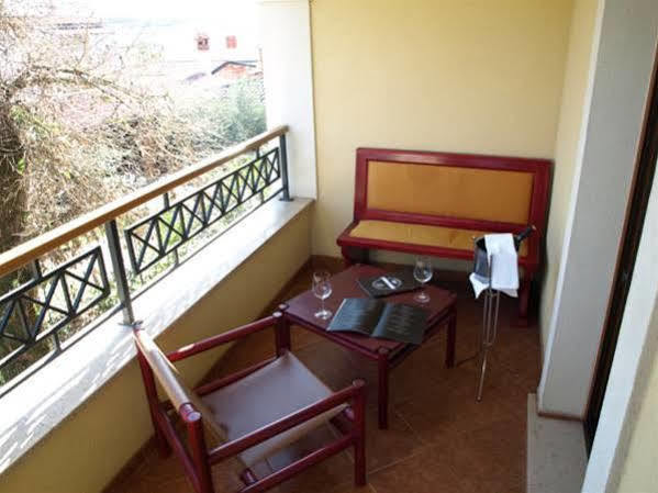 Bed And Breakfast Kolo Adults Only Bužinija Buitenkant foto